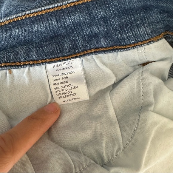 Judy Blue High Rise Tummy Control Mom Straight Leg Denim Jeans Size 29 - Picture 9 of 9